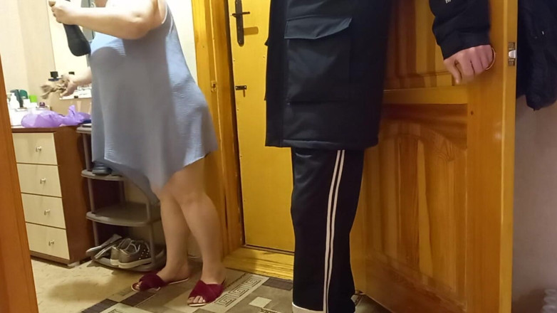 Zona901: Masturbare cu o jucărie sexuală unui curier