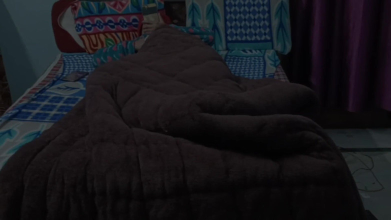 NaughtyWings: Indiana linda meia-irmã fodida por seu meio-irmão