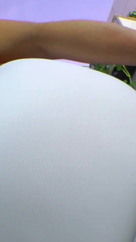 Fétiche les lesbiennes blanches, fétiche et pipi dans les leggins