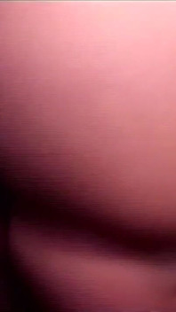 Cewek nakal rambut pirang ini dientot habis-habisan sama kontol raksasa pria kulit hitam sampai mengerang keenakan