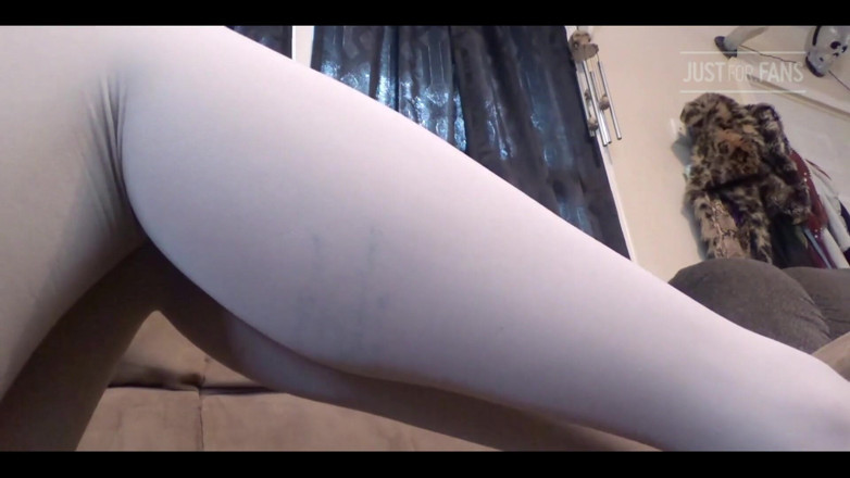 FondaDix: Tan Stocking Calf Flexes