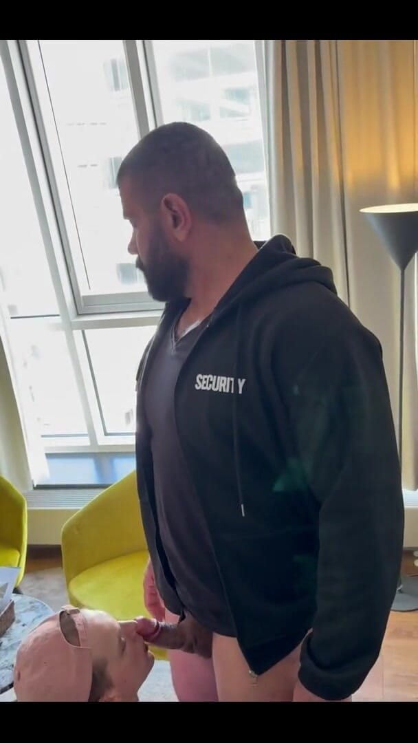Massive daddy xxx: เกย์หนุ่มเยอรมันโดนพ่อเลี้ยงใหญ่เย็ด