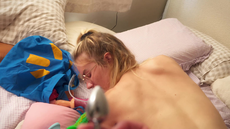 JessieHH: Blagues taboues avec une baby-sitter