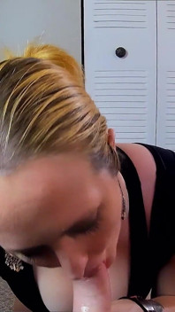 Big Tits MILF Blowjob & Titfuck & Facial