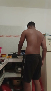 Big Dick Gets Horny When He Cooks