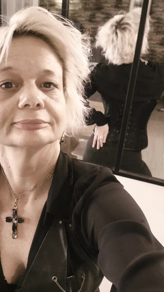 Sofy13: Halo, saya berharap Anda minggu yang baik!