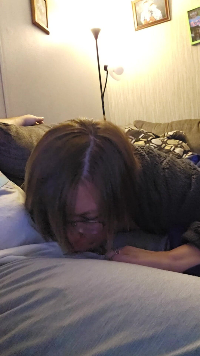 Funhousewife69: Он ест Apple Pie, я сосу его член, лол