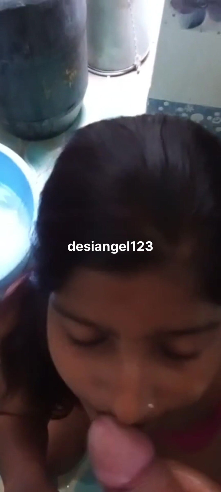 Desiangle: ดูดควยและถูหน้า (คอลเลกชันเก่า)