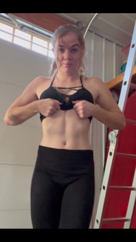 Do You Like It When I Flash You During My Workout?