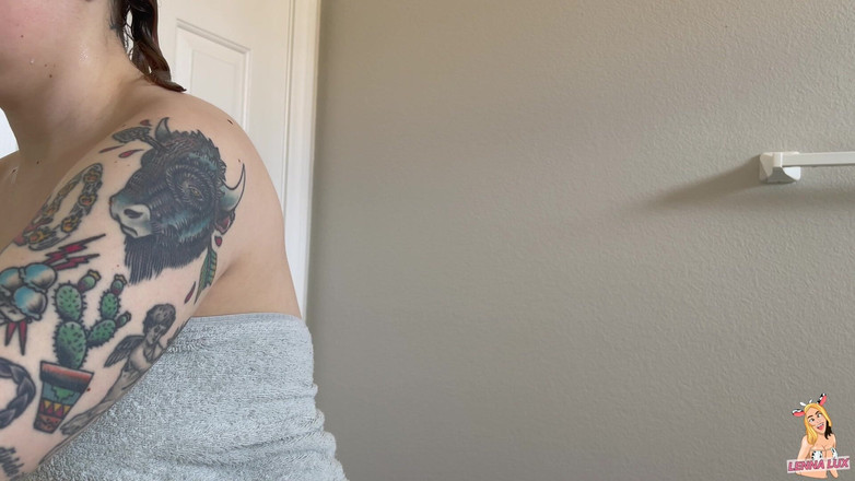 Lenna Lux: Snot rocket après s’être brosser les dents