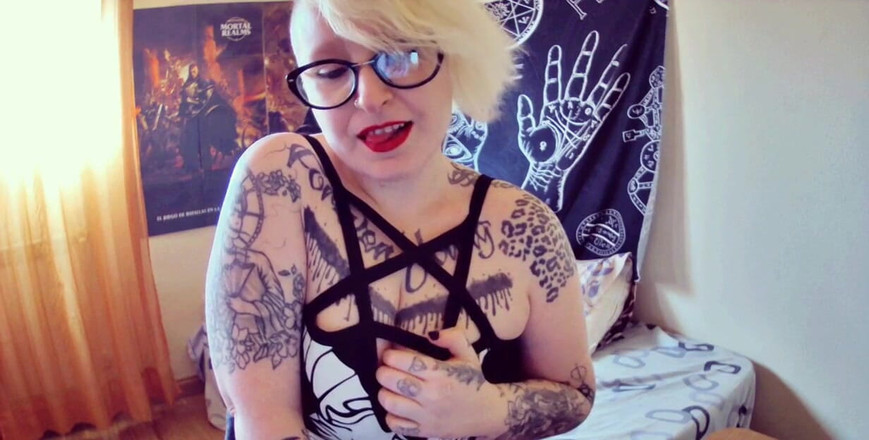 Estrella Steam: 我喜欢抚摸我的奶子