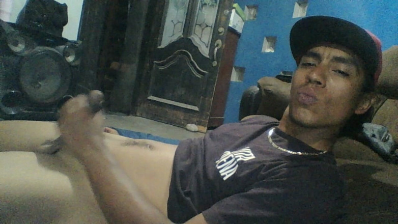 AlexAlejandro13: Bố không có quần