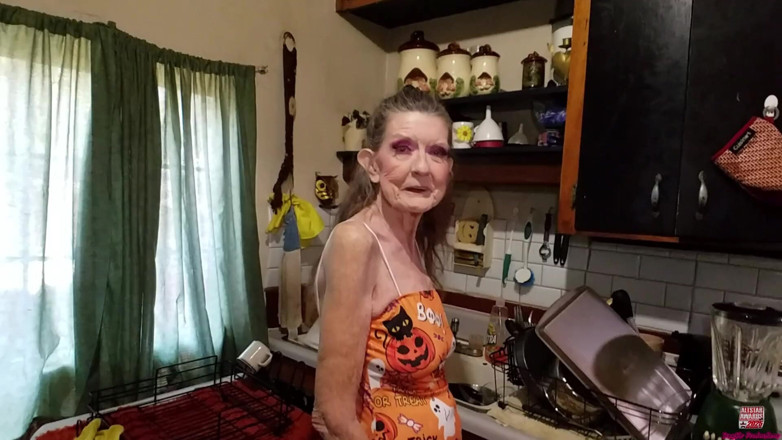 Sexy Sandra N Sir Christopher: Sub Granny Cum Slut BJ Granny Fantasy Solo