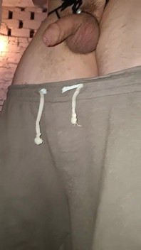 Muž V Masce a S Velkým Penisem