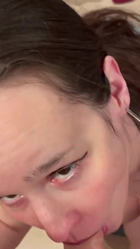 Facial énorme pour ma femme sexy, Mme Punk