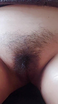 Delicious Young Pussy That Loves Pelvic Massages.