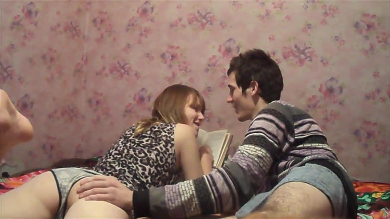 Horny Fuck Bitches: Я так возбуждена, что ты мне минет