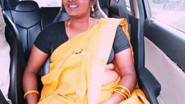 देसी नौकरानी कार सेक्स तेलुगु गंदी बातचीत
