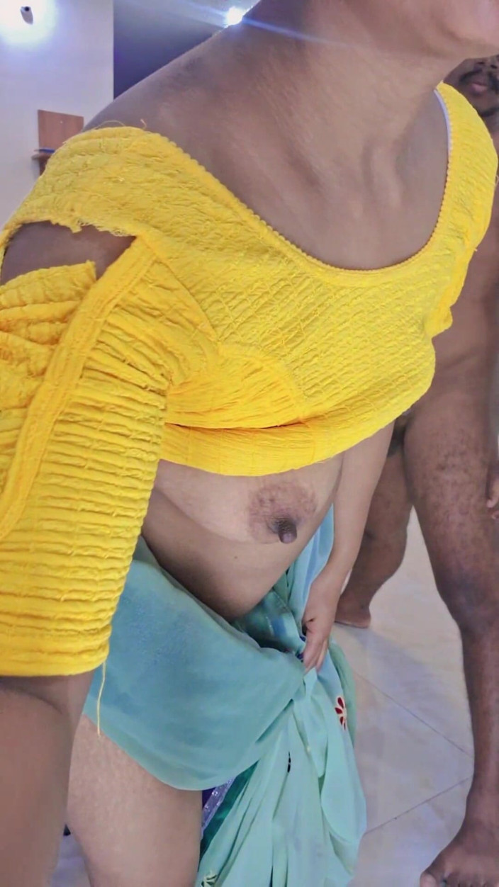 Mina Sardar: Desi ex-étudiante canon et sexy, première fois, sexe romantique