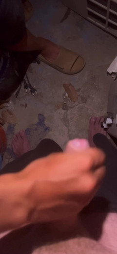 Quan Vietnam 18: Mano. Aiuta il mio amico a sparare un enorme carico...