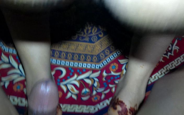 Dhaka sex: Ich habe den dicken Arsch der gefärbten behaarten Stiefmutter Sima...
