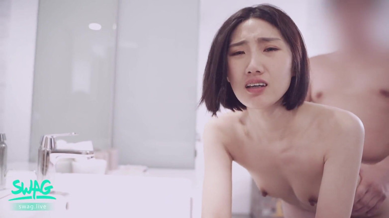 SWAG.live: สาวบ้านทำความสะอาดเงี่ยนโดนเย็ดแรงๆ