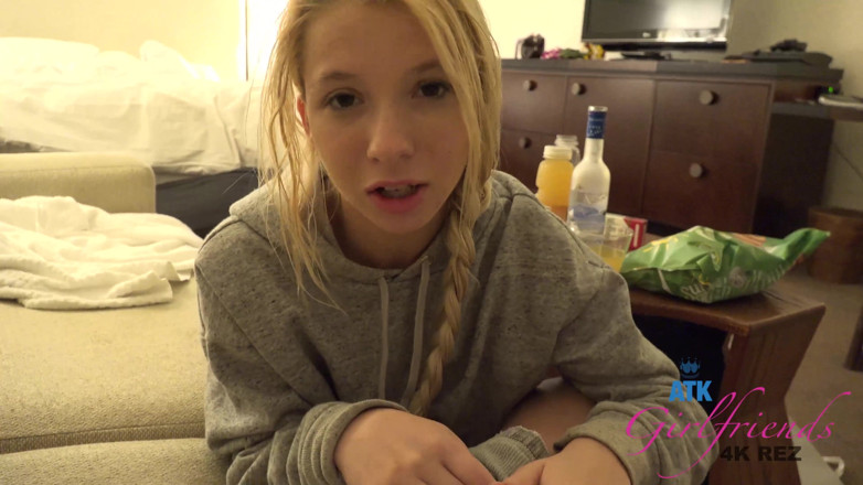 ATK Fans (Girlfriends): Wirtualne wakacje na Hawajach z Kenzie Reeves 14/3