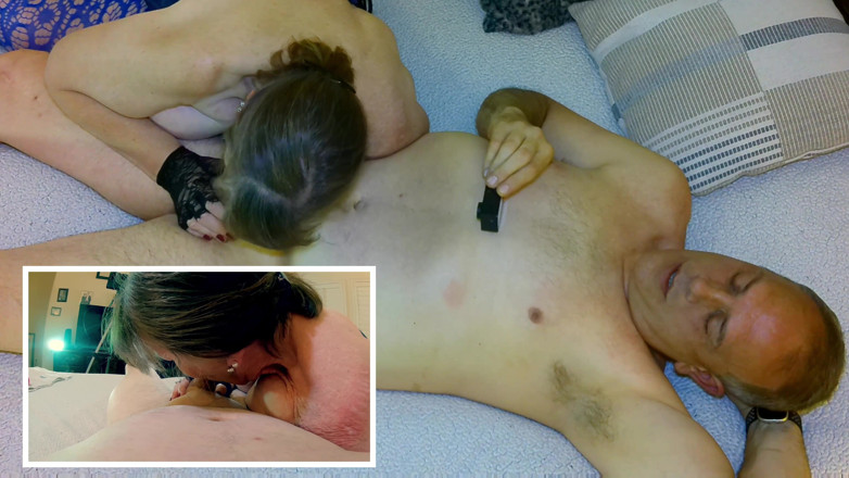 Carmen Angel: Стриптизерка блакитного ангела бабусі Кармен смокче, облизує і трахається! Докладніше про CTF див.