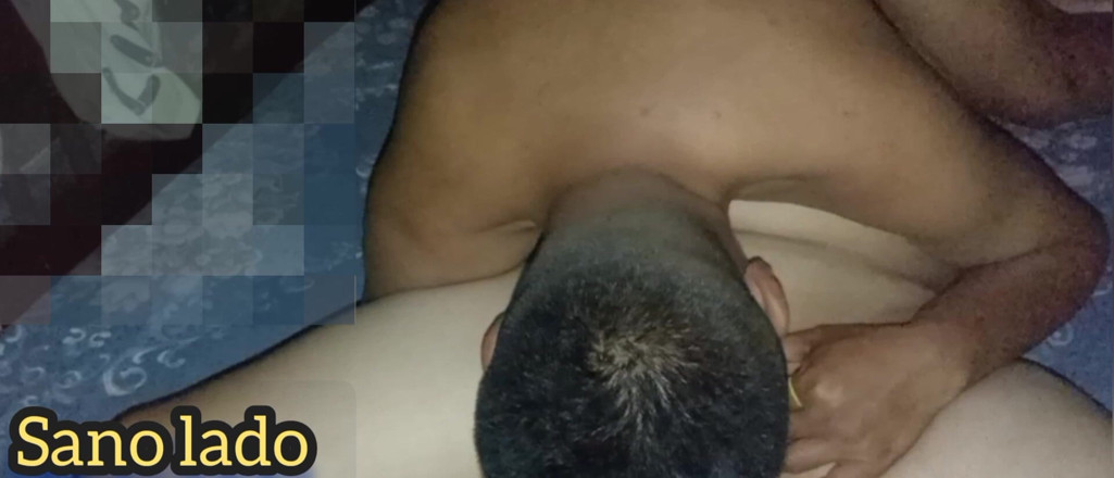 Sano lado: Nepalese mamma e papà notte