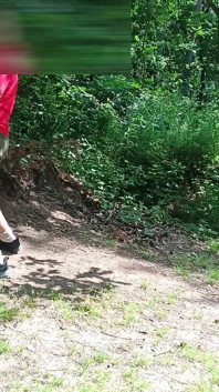 Velha prostituta sexy da rua fodida na floresta com e depois sem camisinha