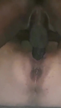 Festgepinnt, hart und tief gefickt, erstaunliche intensive squirting-orgasmen