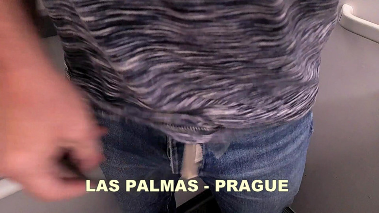 Master Drex: Pissing in plane