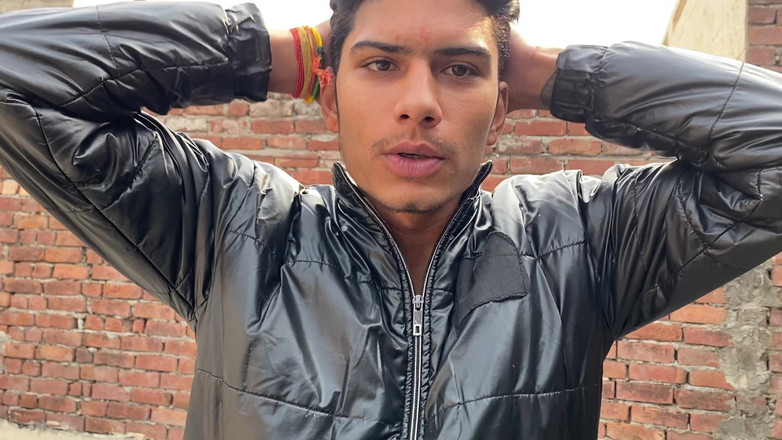 Shonai: Birinin evine gittim, kızlarının götü ne kadar büyüktü?