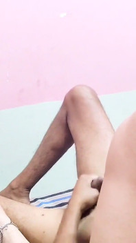 Bhabhi Taiyar Hai Chut Maro to Sahi (desi indická švagrová je připravena šukat její kundičku celou noc)