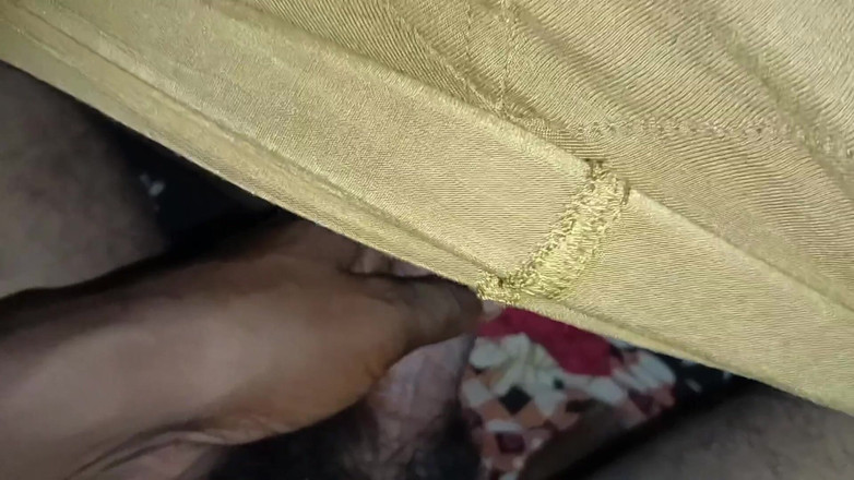 Bhabhi UP: Bhabhi hanya melakukannya