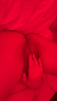 Close up Playing with My Pussy