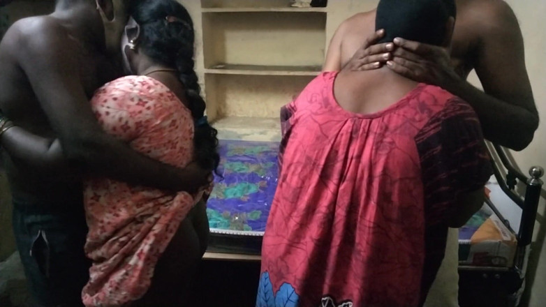 Benita sweety: Village group sex - duas tias dois caras sexo quente