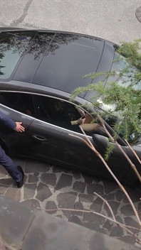 Tour casa: il fascino dell'agente immobiliare