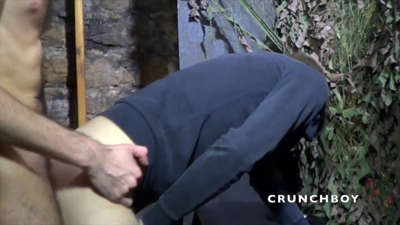 BAREBACK AND CREAMPIE CLUB: Twink fucked bareback by straight boy curious