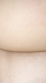 마누라의 차에서 불충실한 유부녀를 따먹어