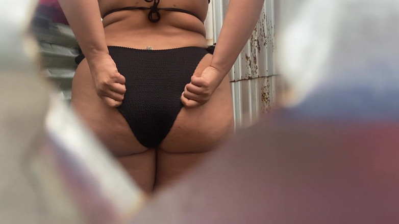 pampammedallo: ड्रेसिंग रूम में दिखा रही लड़कियां असली वीडियो