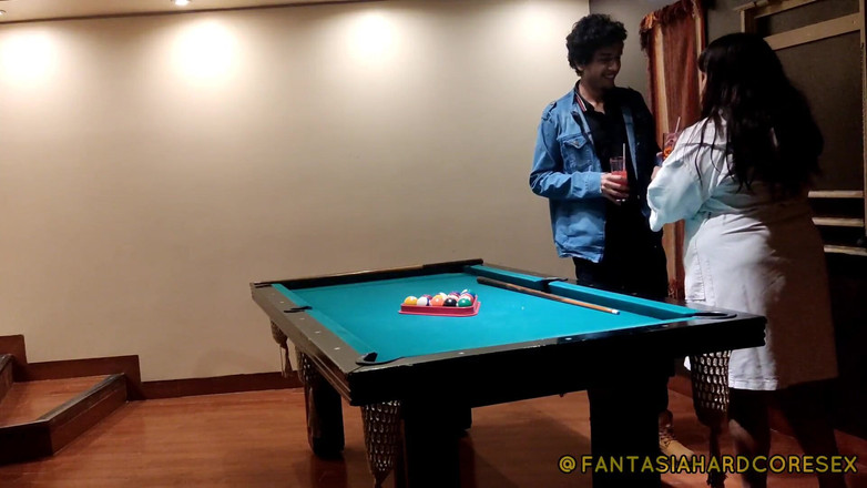 ALISONGONZALEZ26: Він програв парі і повинен був дозволити своєму найкращому другу трахнути його домашній секс