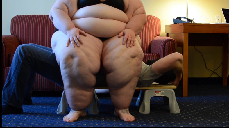 Full Weight Productions: Zplnění squasherky