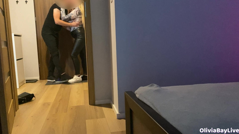 Olivia Bay: Big Boobs Teen From Tinder Gets Fucked After the Club