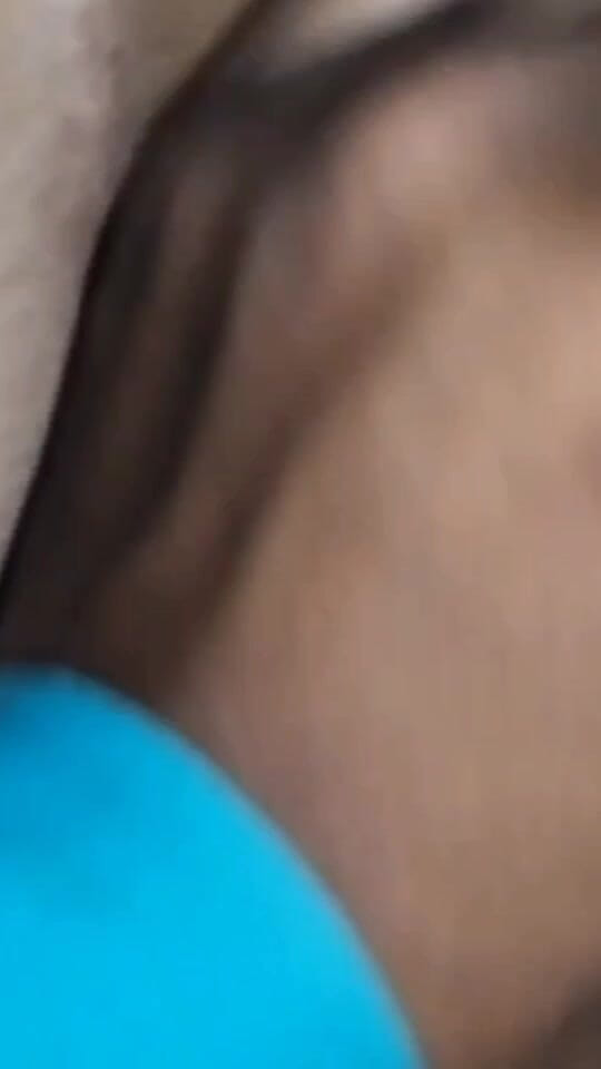 Nirman: Šukám svoji sousedskou tetičku