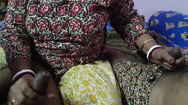 bengalihousewife: Indisk bengalisk hemmafru avrunkning 2 kuk