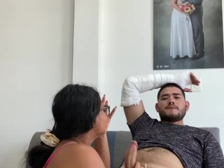 Sex and lust studio: Oda arkadaşıma yardım edeceğim ve sonunda sperm dolu bir vajinaya...
