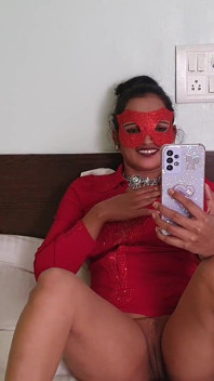 Mój Bhabhi został przyłapany na rozmowie wideo z kimś innym, ostro ją przeleciałem