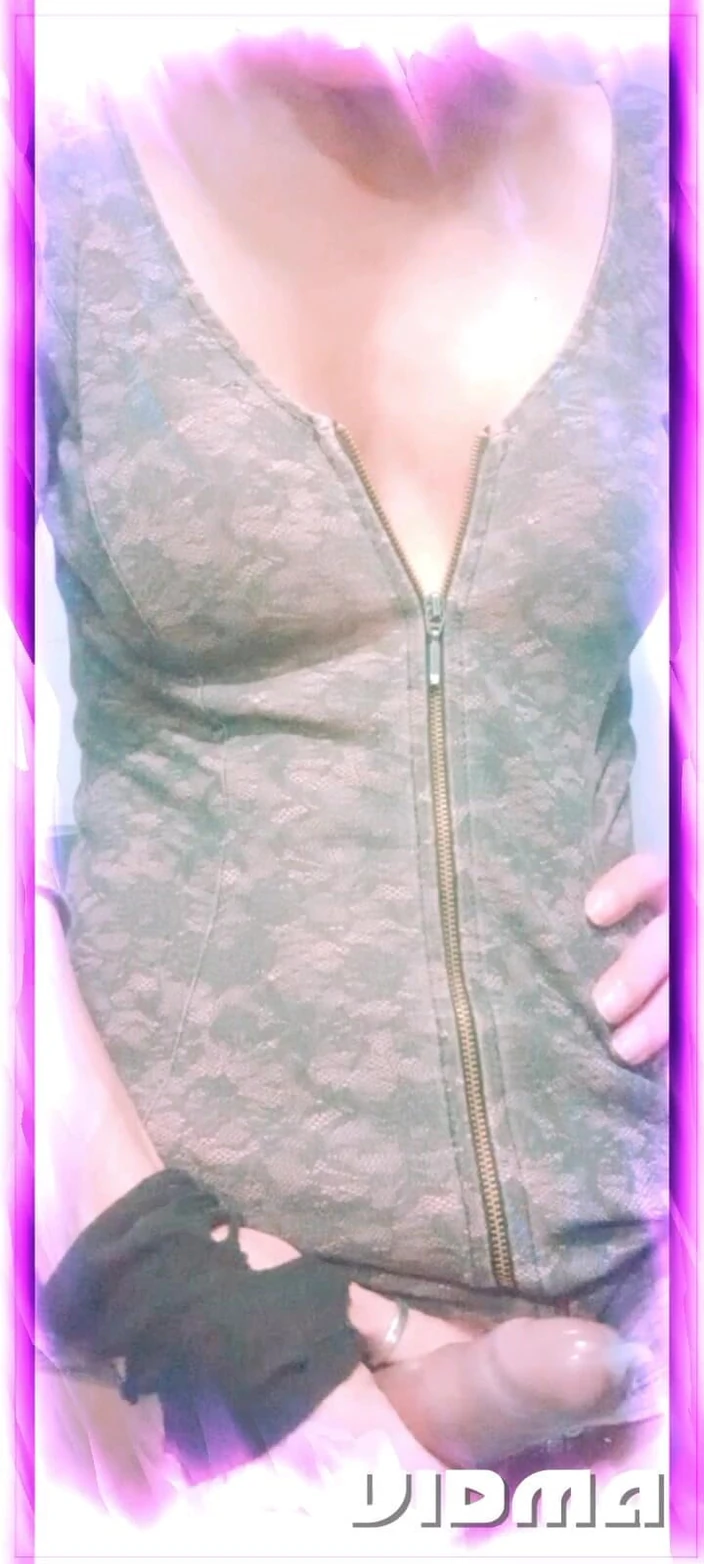 Laratransexualbarcel: Stor kuk onani Latina