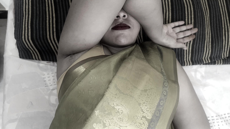 Wonder: 배다른 여동생 레즈